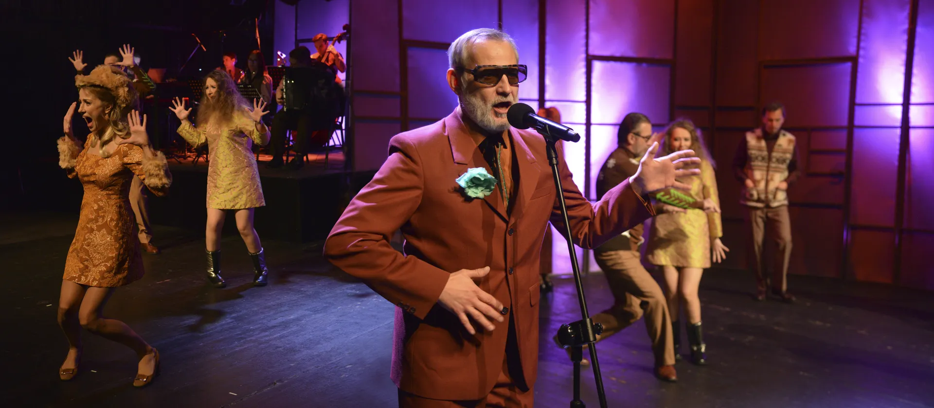 zdjęcie ze spektaklu „Róbmy swoje”