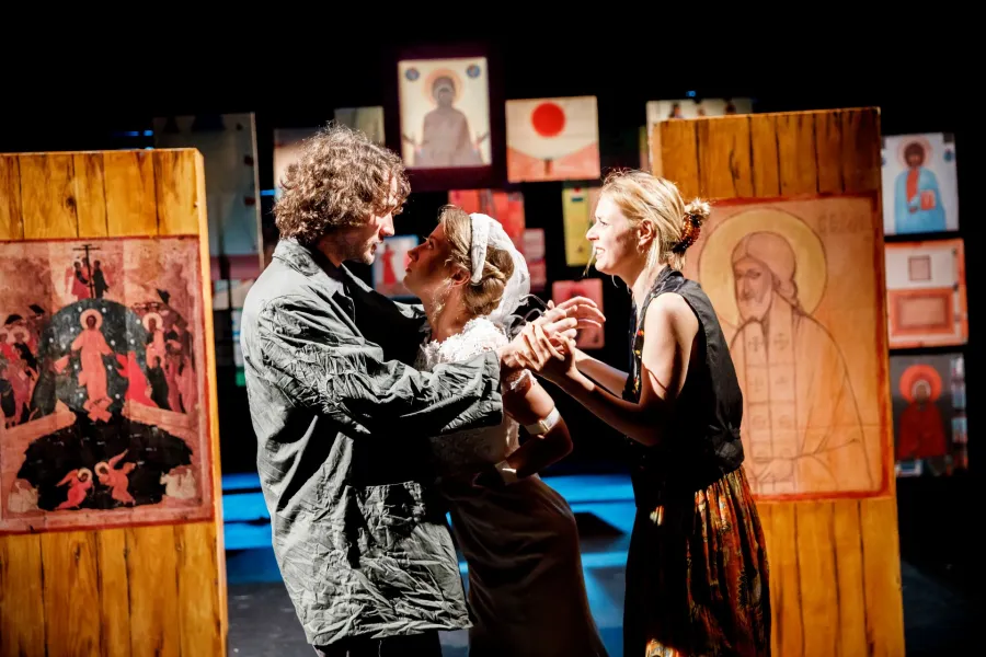 Mateusz Czwartosz, Agnieszka Skrzypczak, Karolina Piwosz, fot. Krzysztof Bieliński