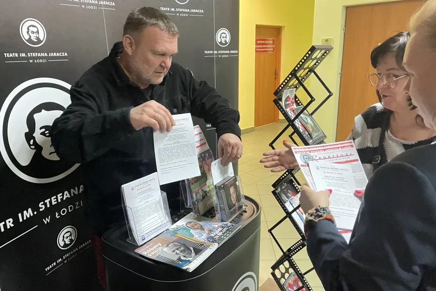 spektakl „Dwoje", Wojewódzkie Jaracza Wędrówki w Tomaszowie Mazowieckim